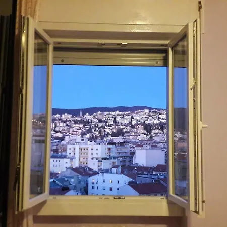 Molino8 Ghega شقة